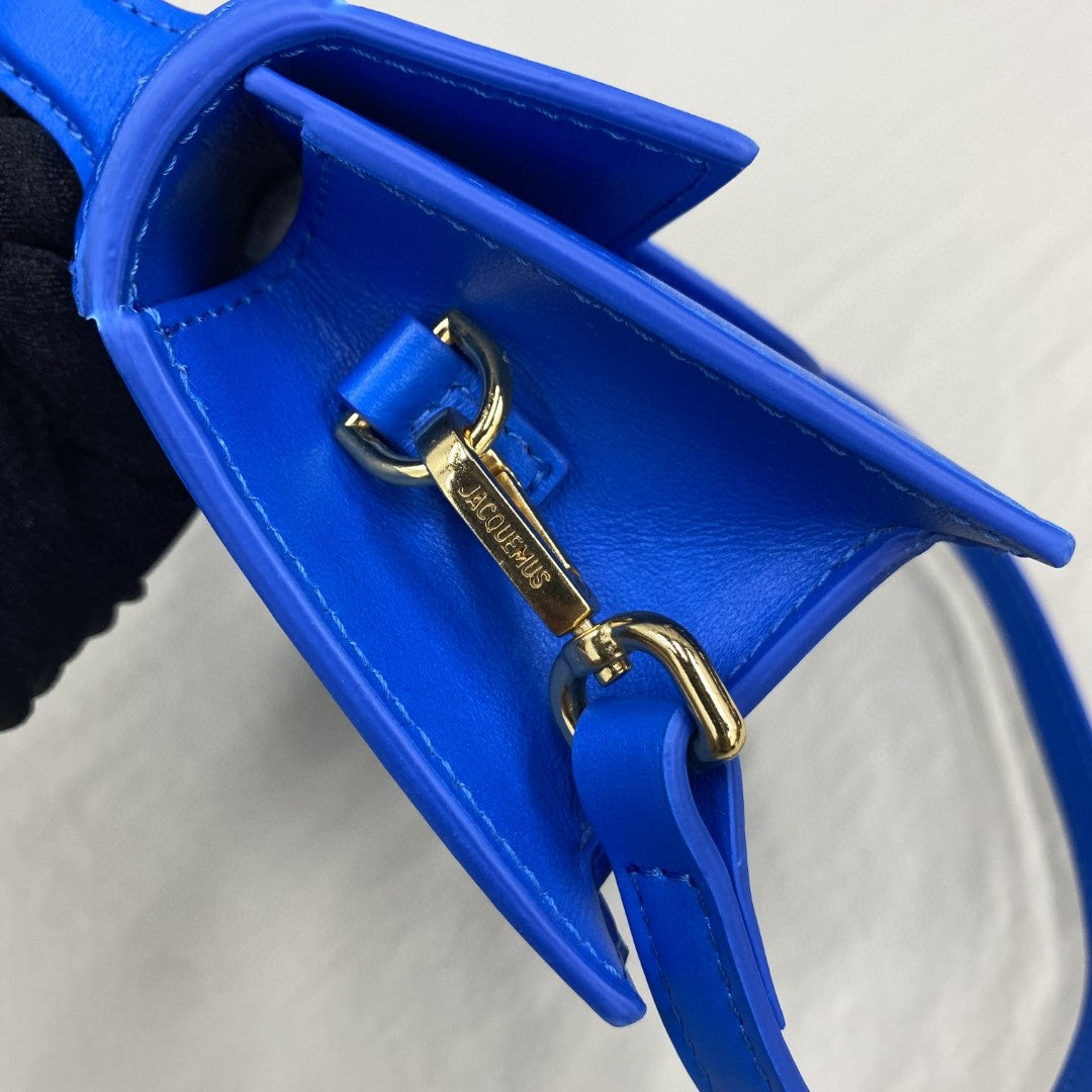 jacquemus crossbody bag