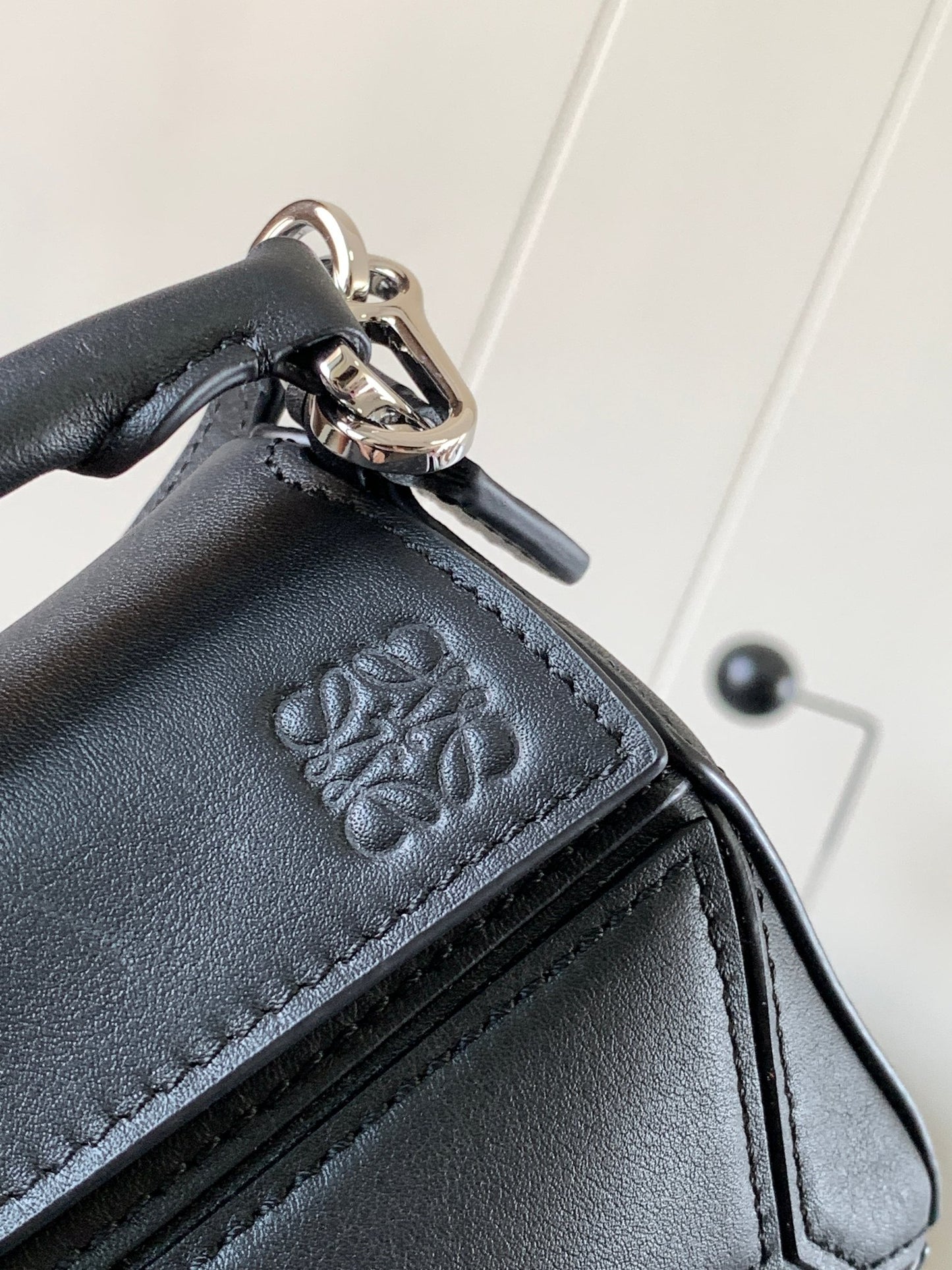 Loewe Puzzle handbag 18CM