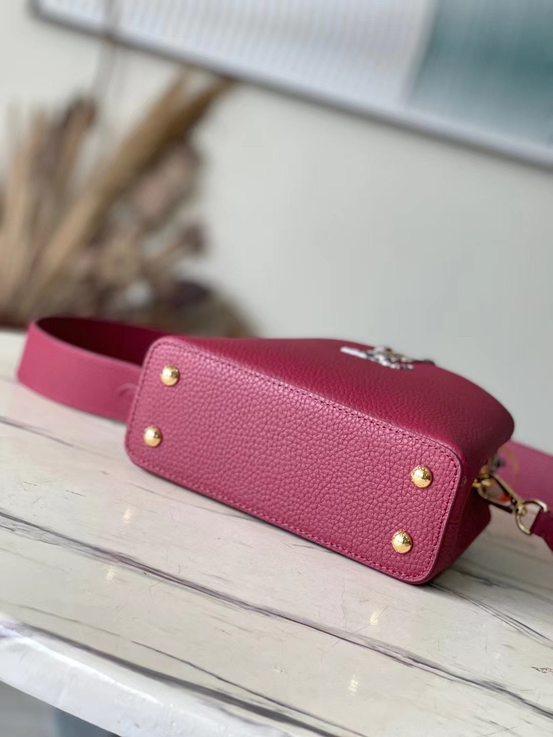 Capucines mini handbag (Grape Purple)