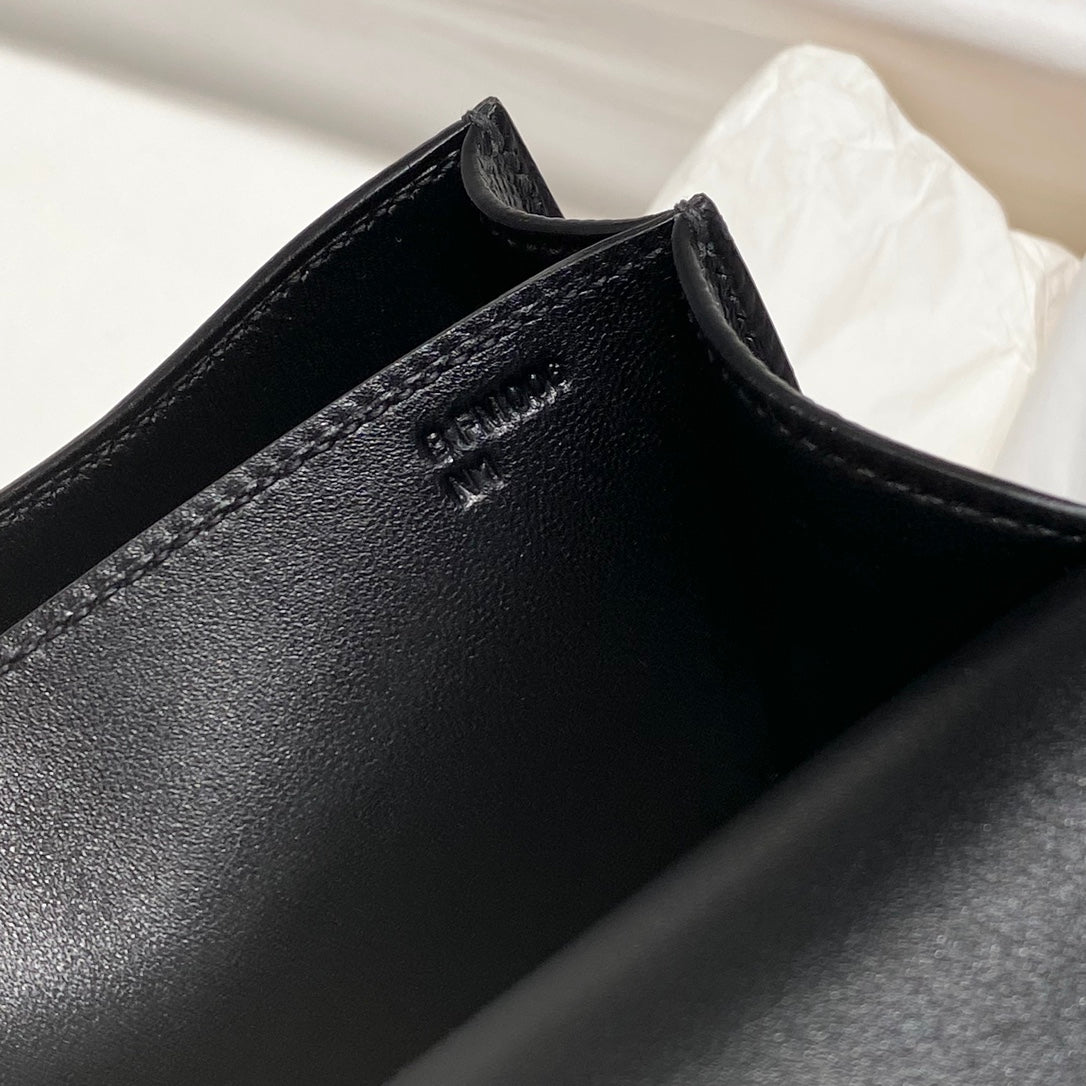 ππ¨π§π¬πππ§ππ H&er