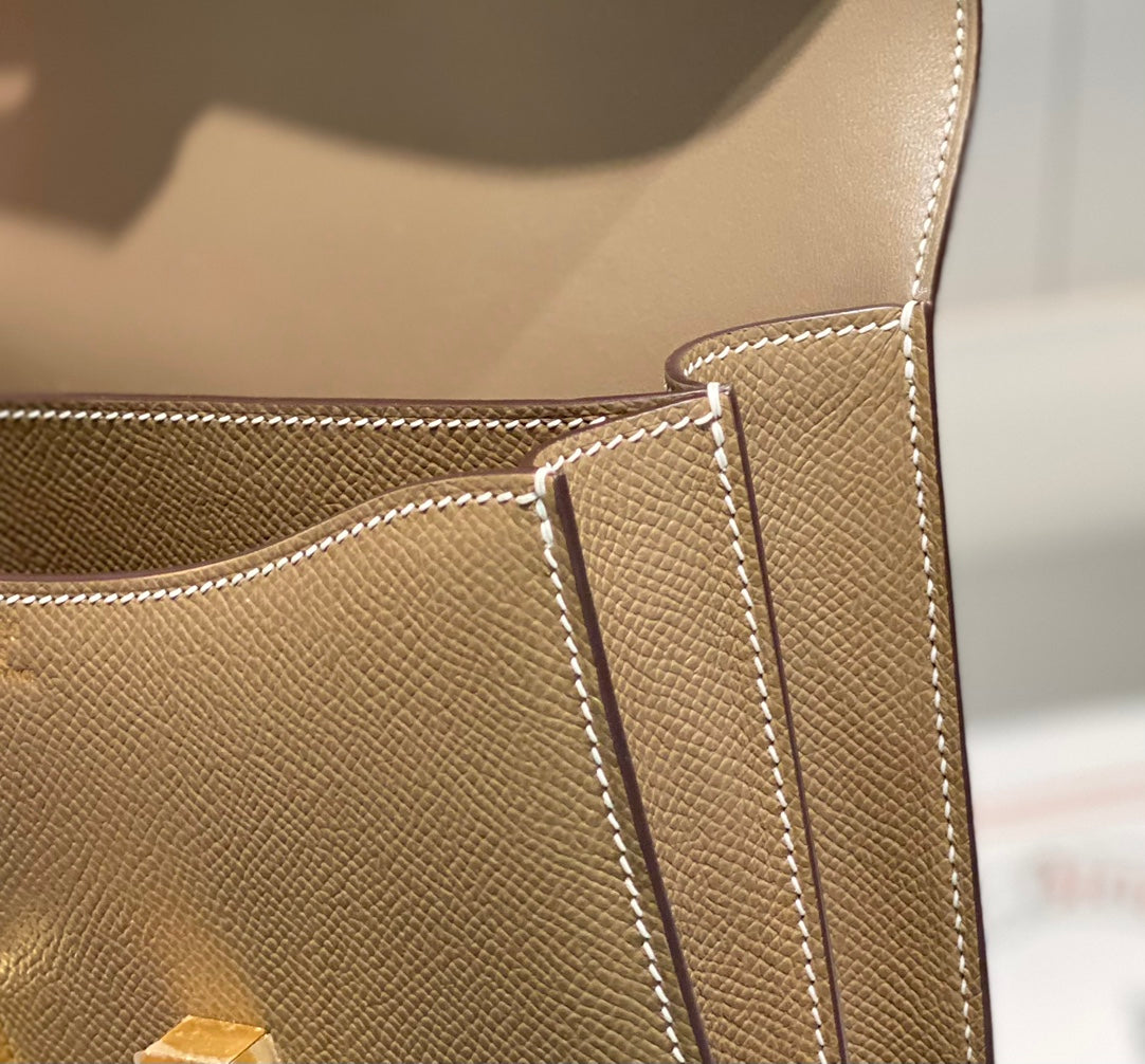 ππ¨π§π¬πππ§ππ H&er