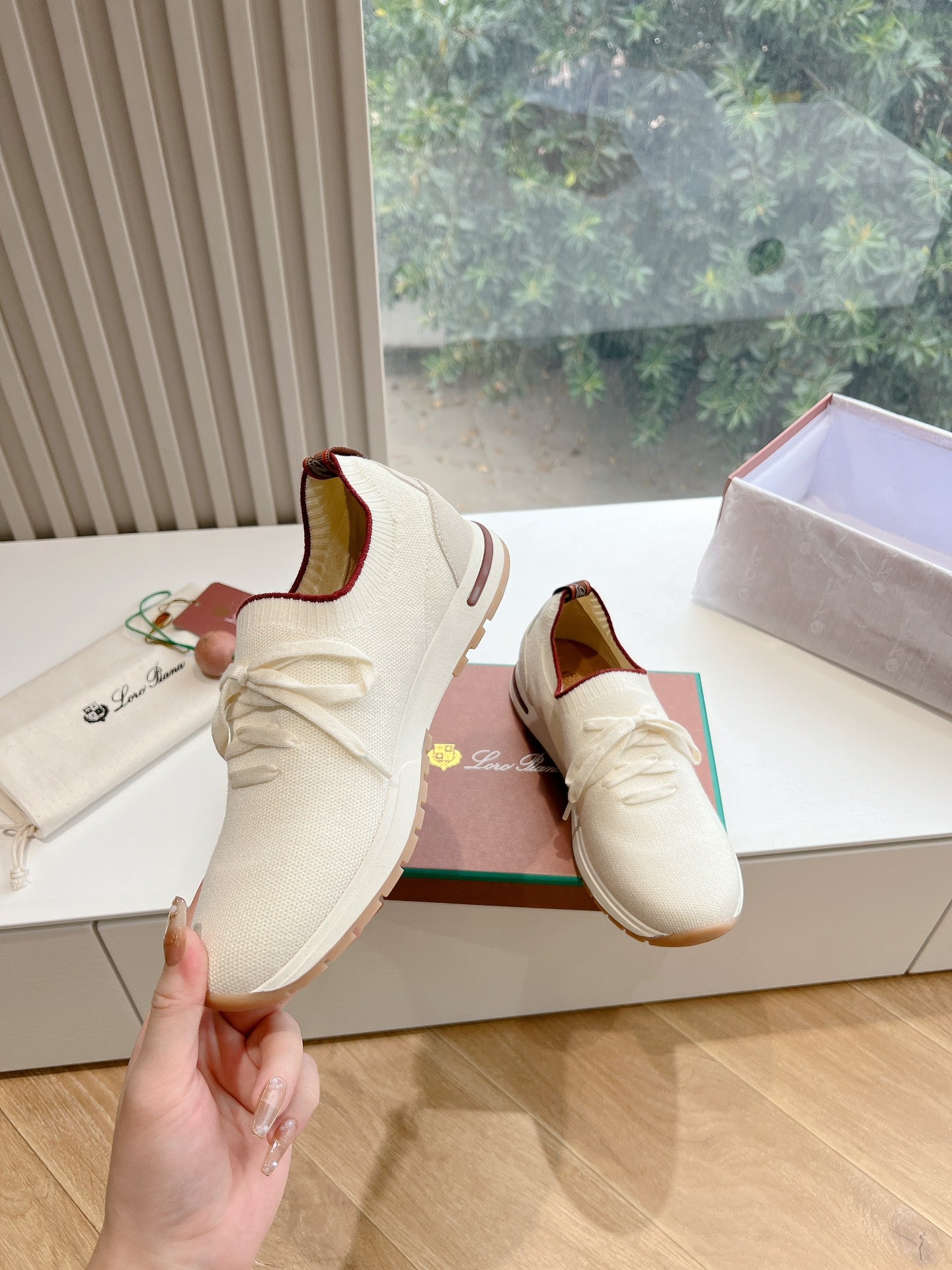 360 Flexy Walk $neakers