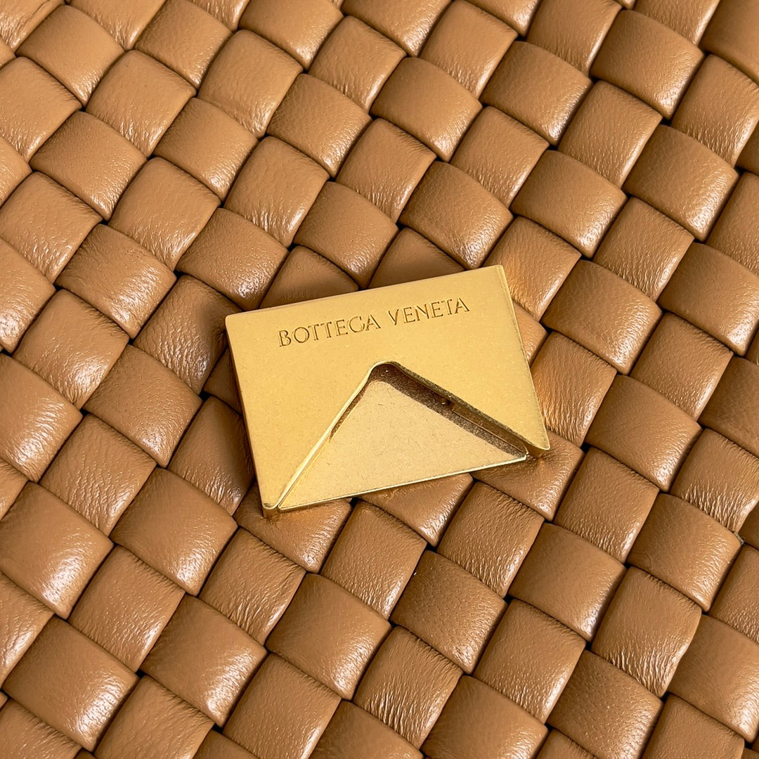 BV Clicker arc-shaped bag