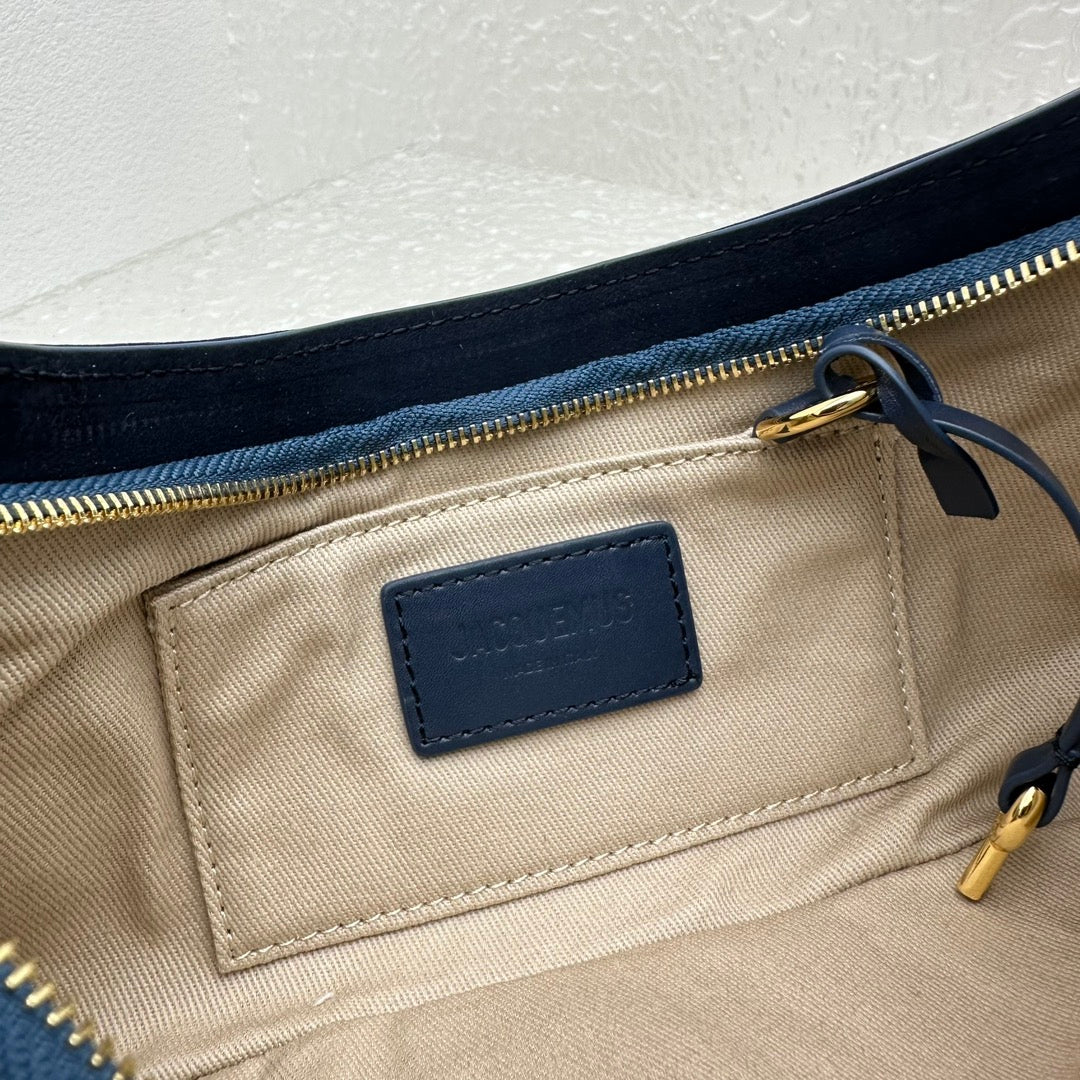 LE RAOHIA - JACQUEMUS