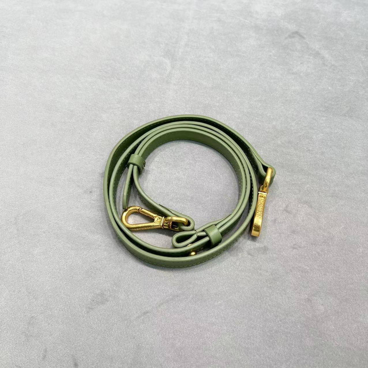 Jacquemus Le Chiquito