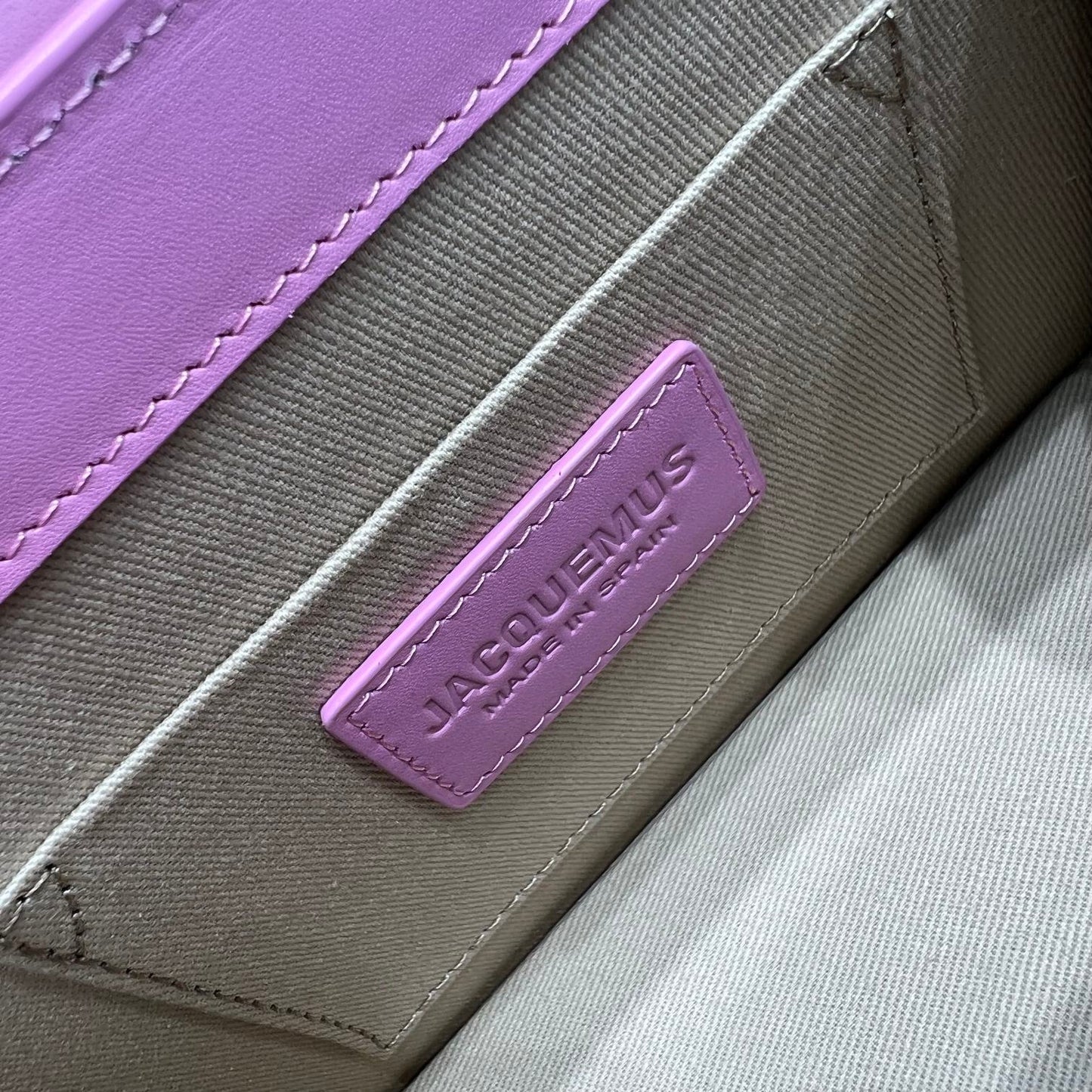 Jacquemus Le Chiquito