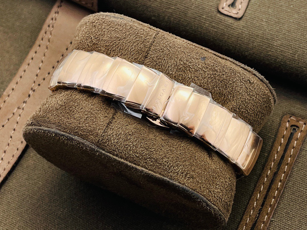 BVLGARI LVCEA series