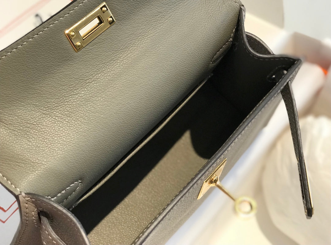 ๐๐๐ฃ๐ ๐๐๐ก๐ก๐ฎ