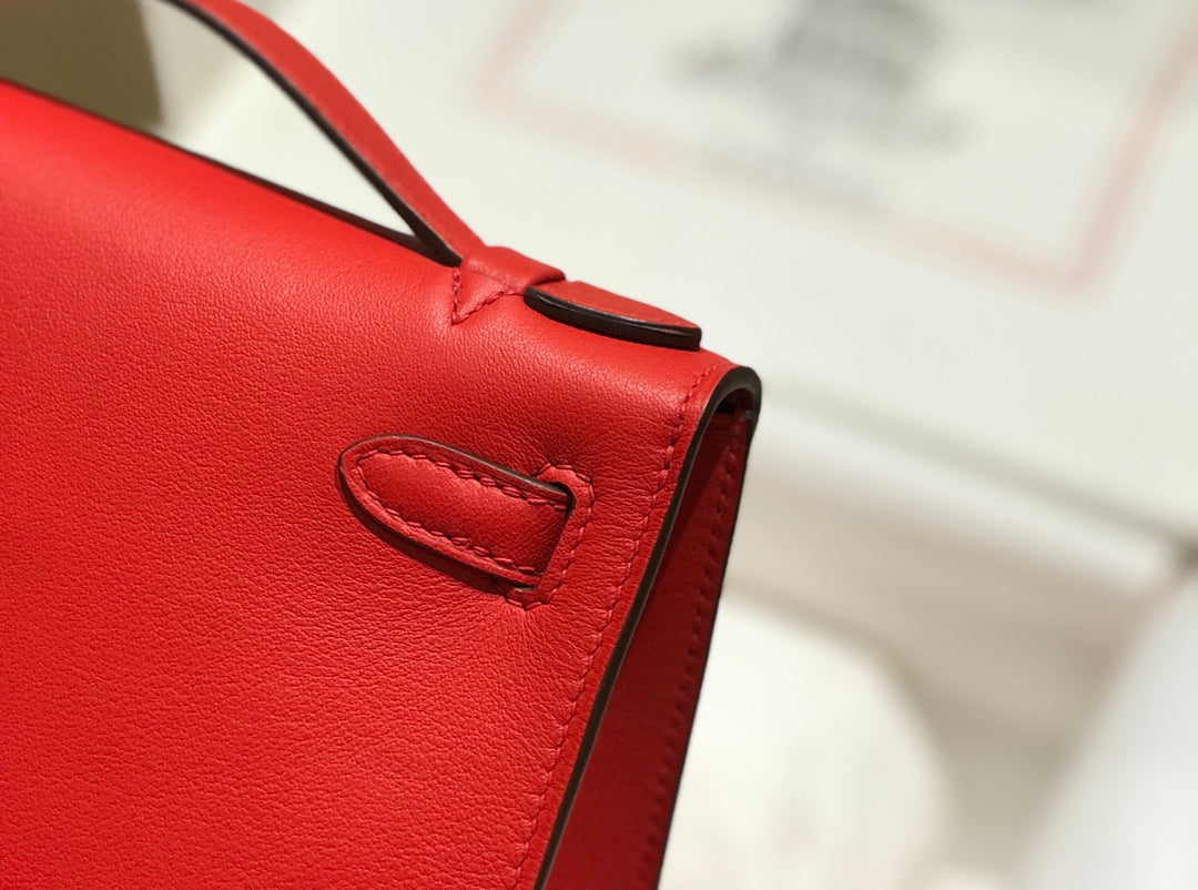 KE11y  𝖯0𝖼𝗁𝖾𝗍𝗍𝖾