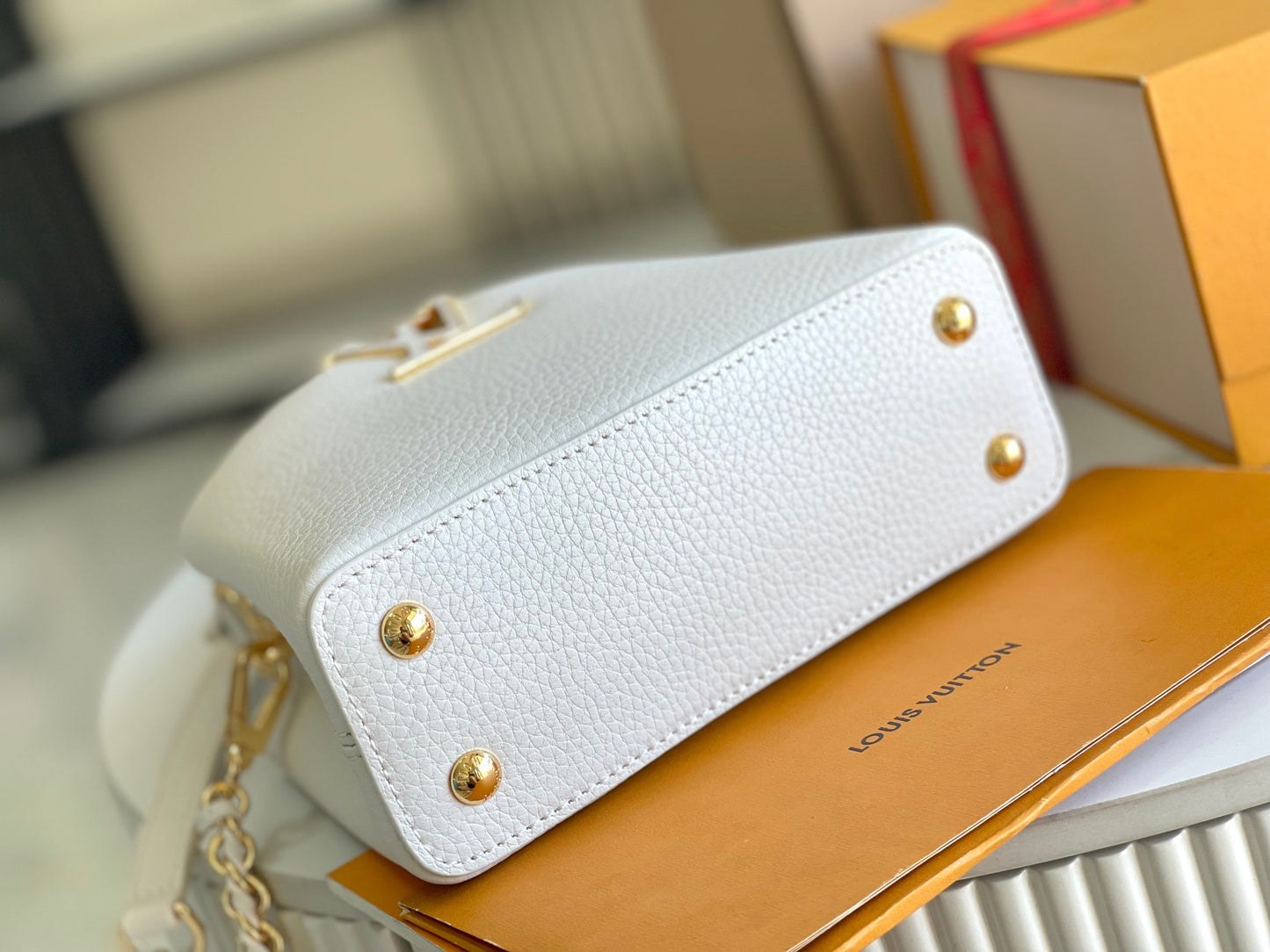 Capucines Mini handbag