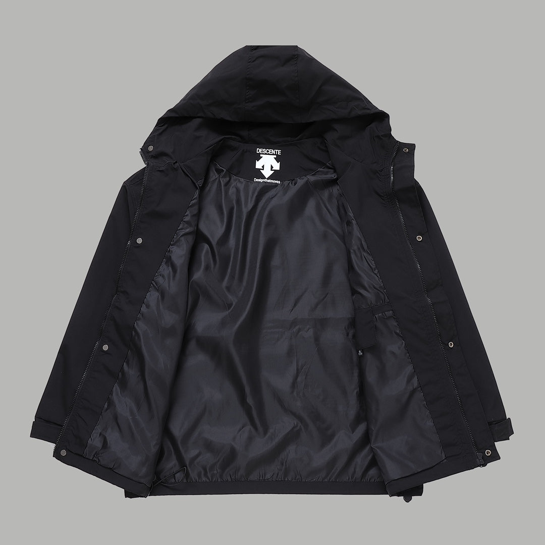 Descente performance outdoor jacket