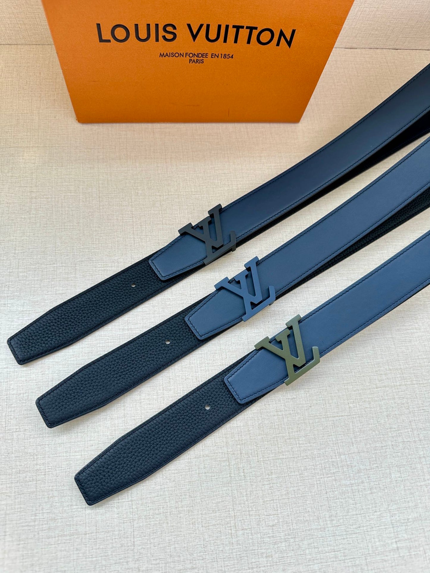 1V Belts