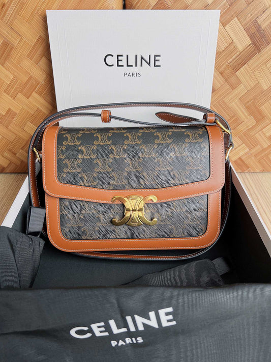 CLASSIC TRIOMPHE BAG