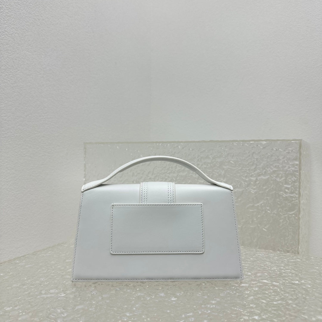 Jacquemus bamnino crossbody bag