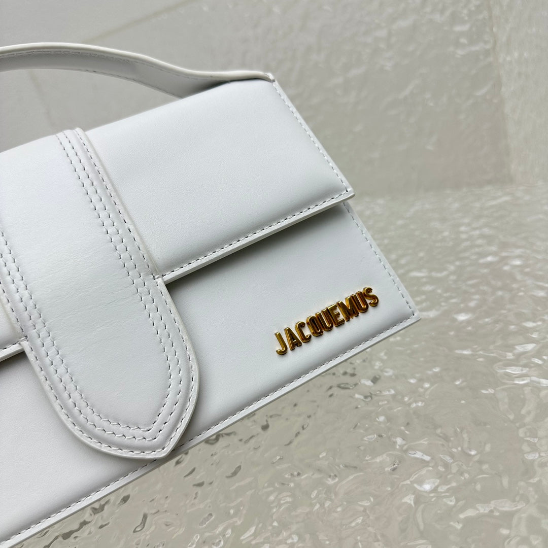 Jacquemus bamnino crossbody bag