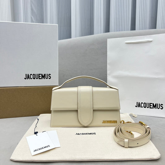 Jacquemus bamnino crossbody bag