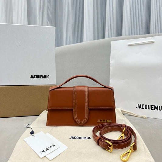 Jacquemus bamnino crossbody bag