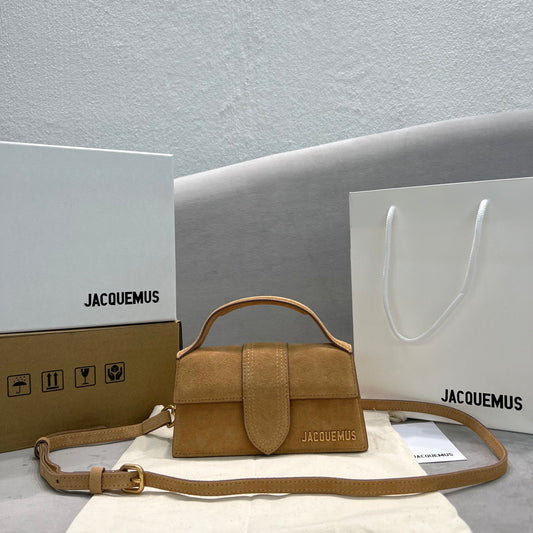 Jacquemus bamnino crossbody bag