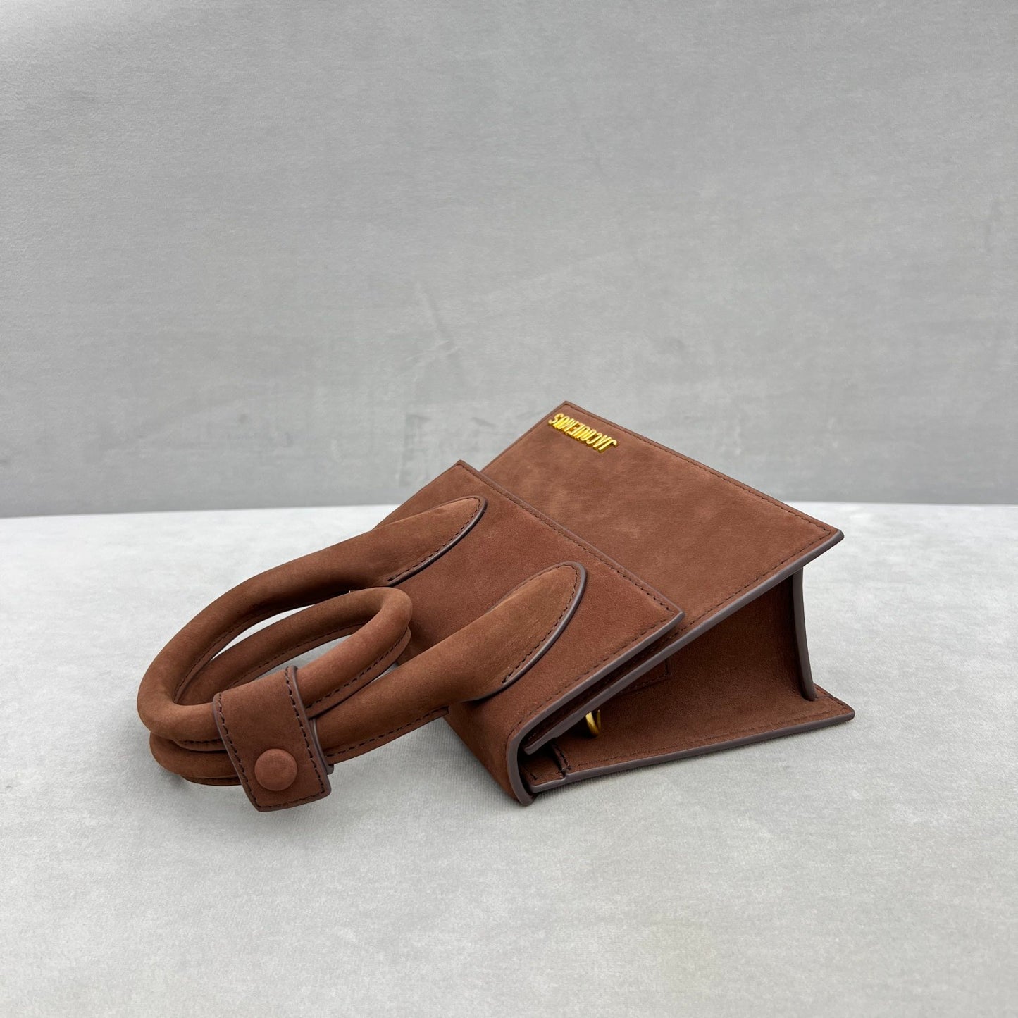 Jacquemus Le Chiquito