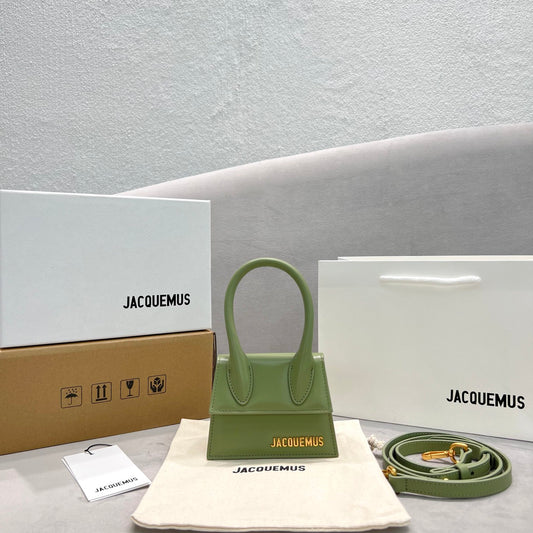 Jacquemus mini