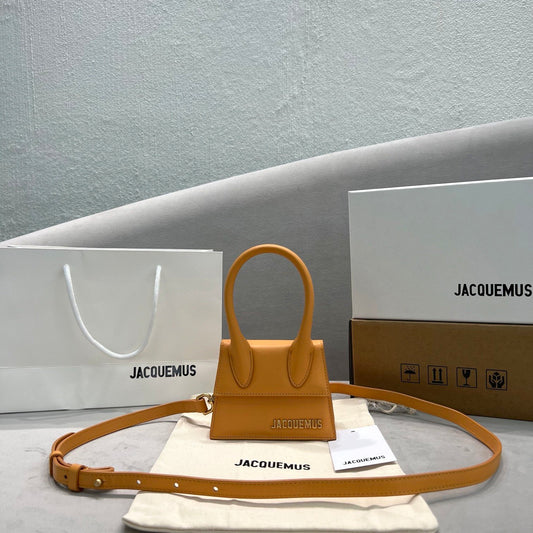 Jacquemus mini