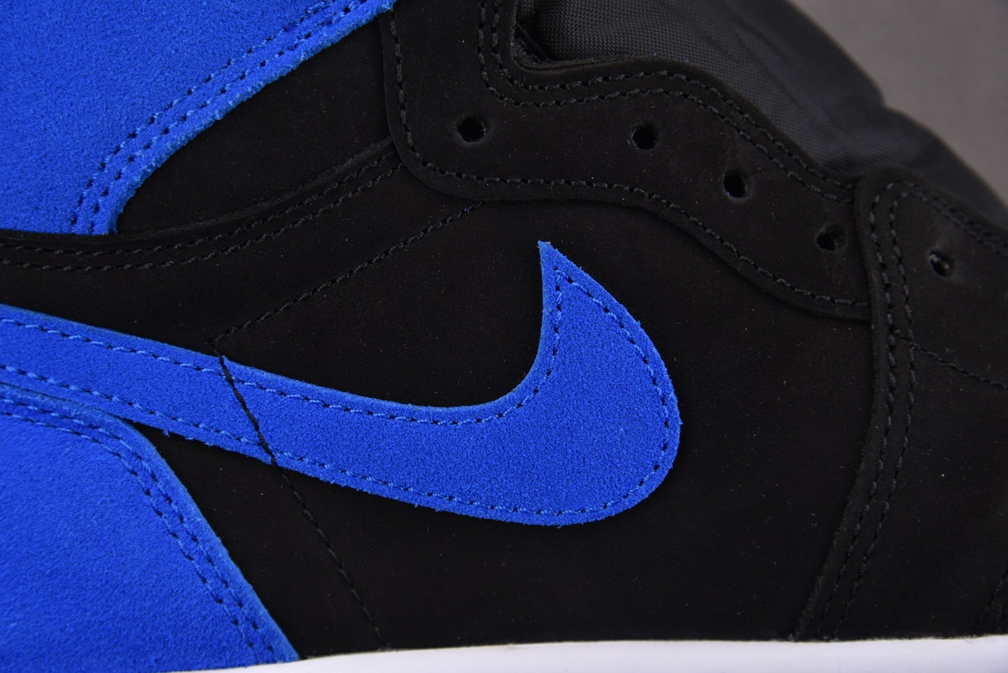 AJ1 “Royal Suede”