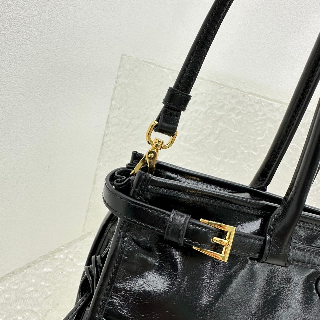 𝐏𝐫𝐚𝐝𝐚 Lus Solf crossbody bag