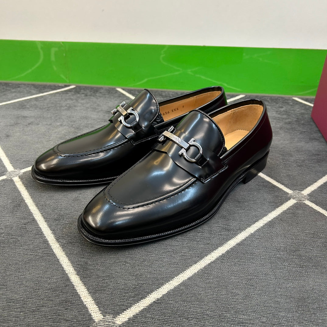 Ferragam0 (formal leather shoes)