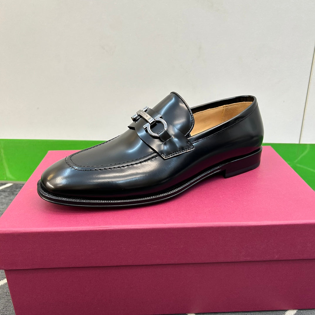 Ferragam0 (formal leather shoes)