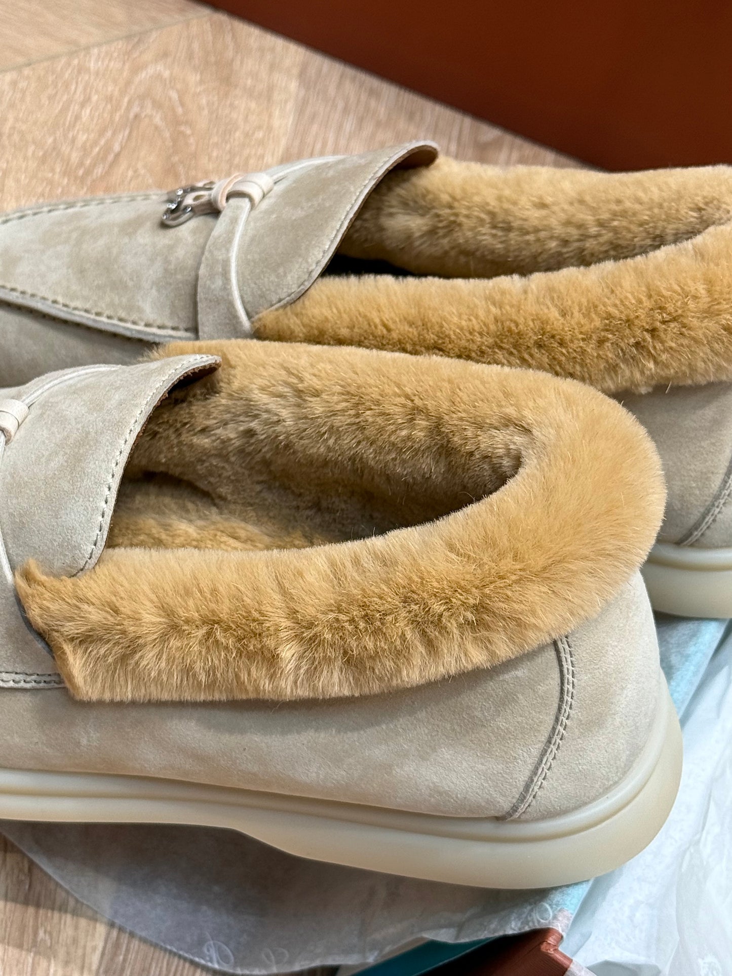 𝐋𝐏 𝐒𝐮𝐦𝐦𝐞𝐫 𝐂𝐡𝐚𝐫𝐦𝐬 𝐖𝐚𝐥𝐤