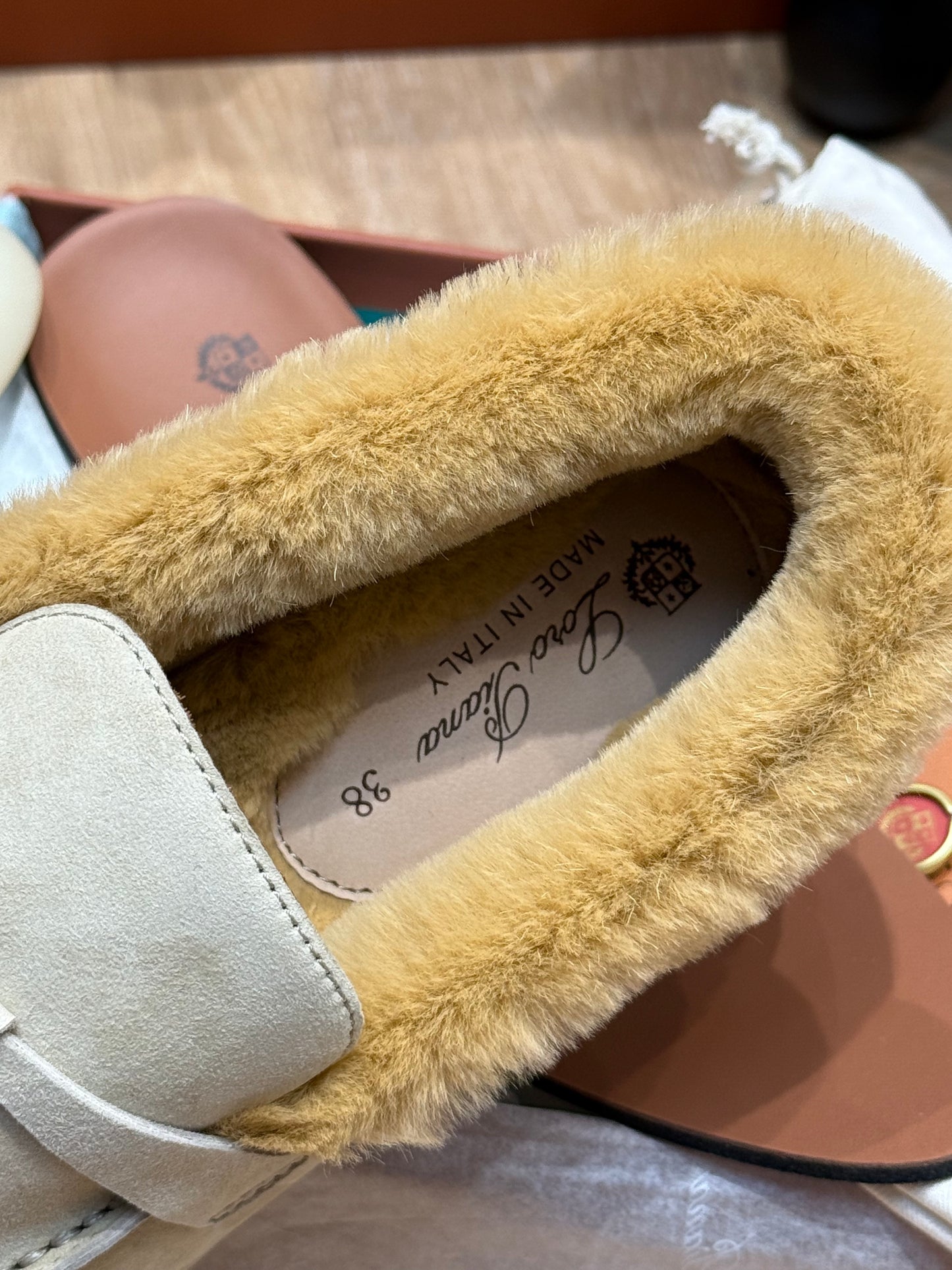 𝐋𝐏 𝐒𝐮𝐦𝐦𝐞𝐫 𝐂𝐡𝐚𝐫𝐦𝐬 𝐖𝐚𝐥𝐤